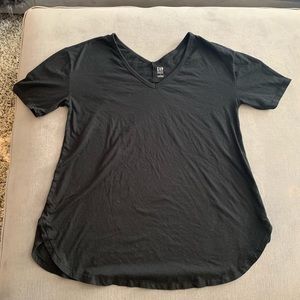 Gap Maternity V Neck Tee Black Large